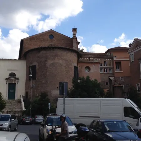Lägenhet Colosseo